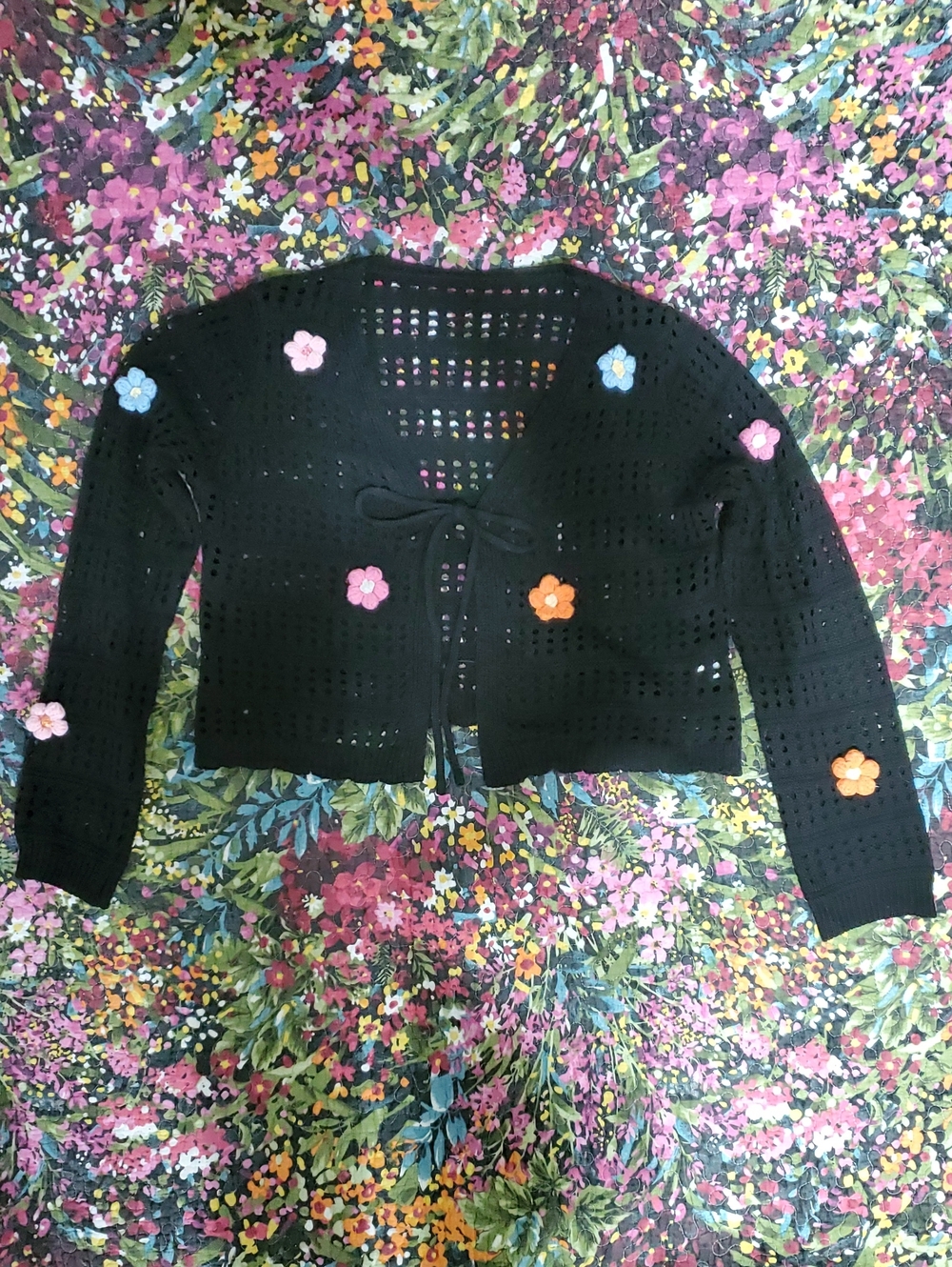black cropped open-knit cardigan with crochet flowers women's large